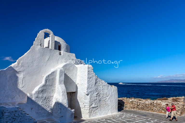 Εκκλησία-Παναγια-Παραπορτιανη-Χώρα-Μύκονος