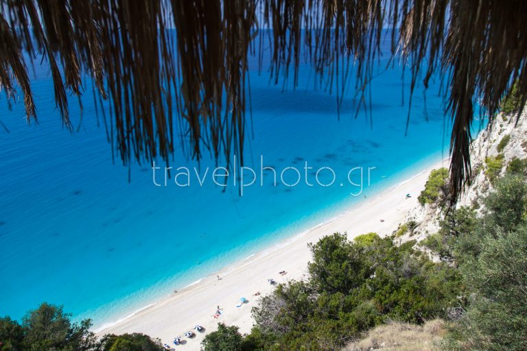 paralia-egremnoi-Lefkada-eptanisa